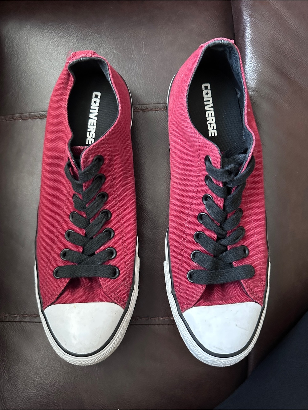 All Star Converse Low-Top Canvas Sneakers - Red Burgundy Black Laces 9.5 M - Picture 3 of 16